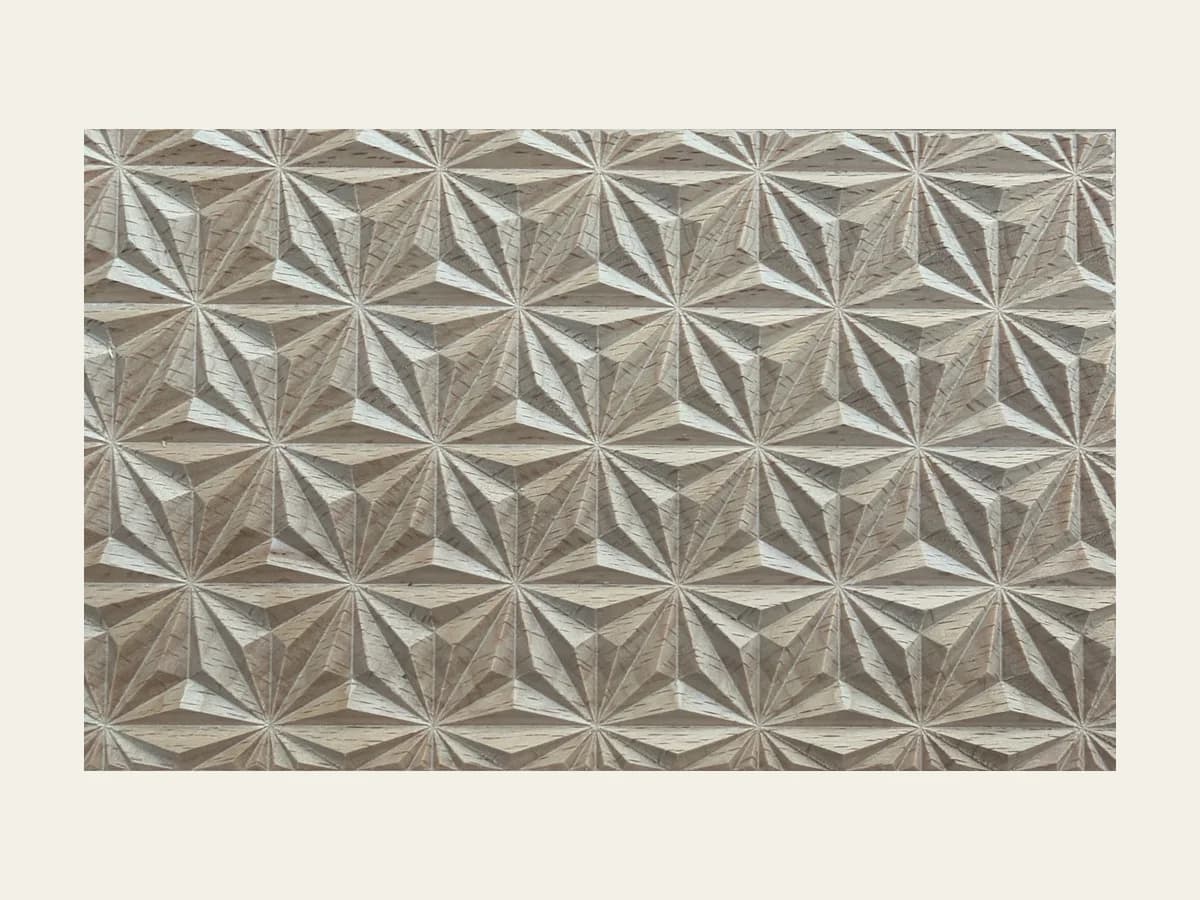 浮雕盒蓋作品:幾何浮雕・山毛櫸